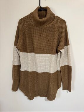 Relaxed Cowl Neck Colorblock Sweater in Brown and Cream
